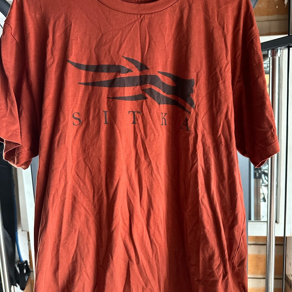 Men's Rust T-Shirt